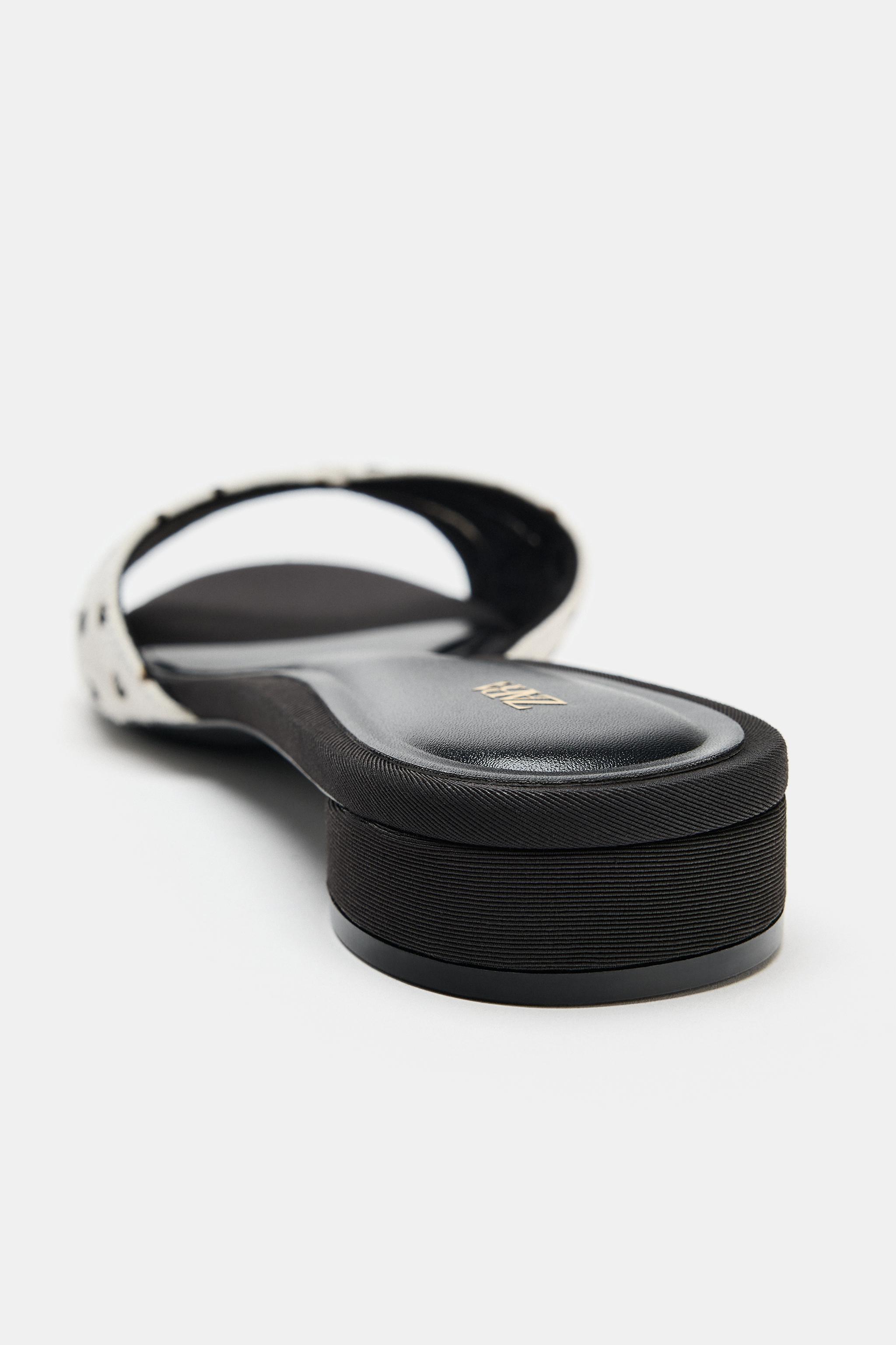 PRINTED LEATHER FLAT SANDALS